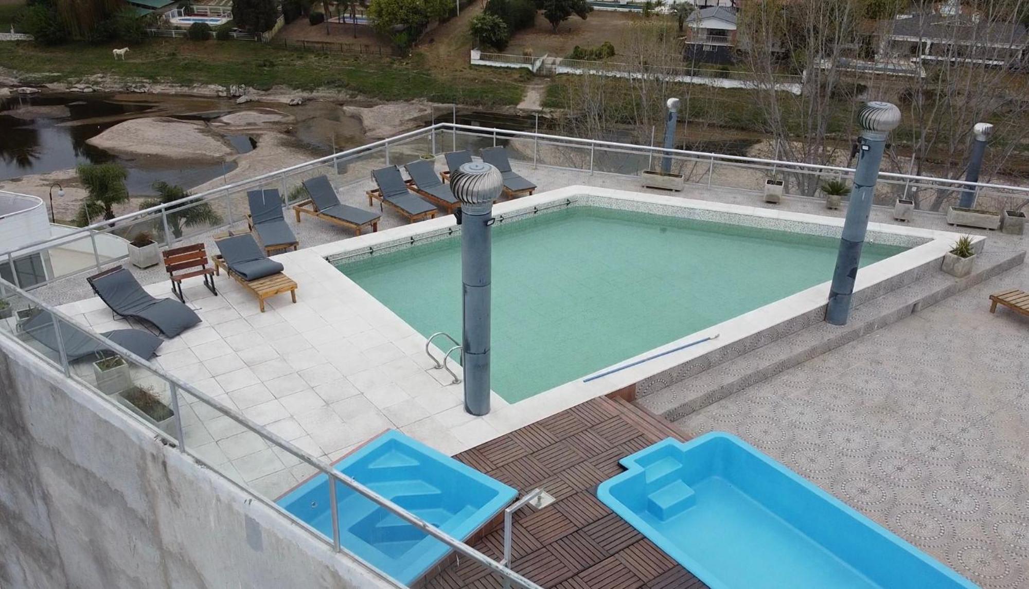 Golden Ross Hotel Villa Carlos Paz Exterior photo